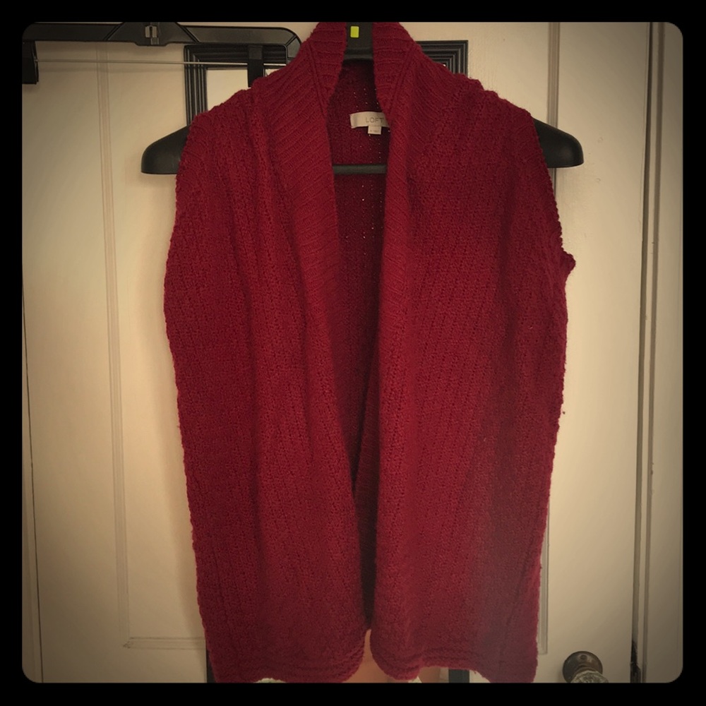 In between season sleeveless sweater
